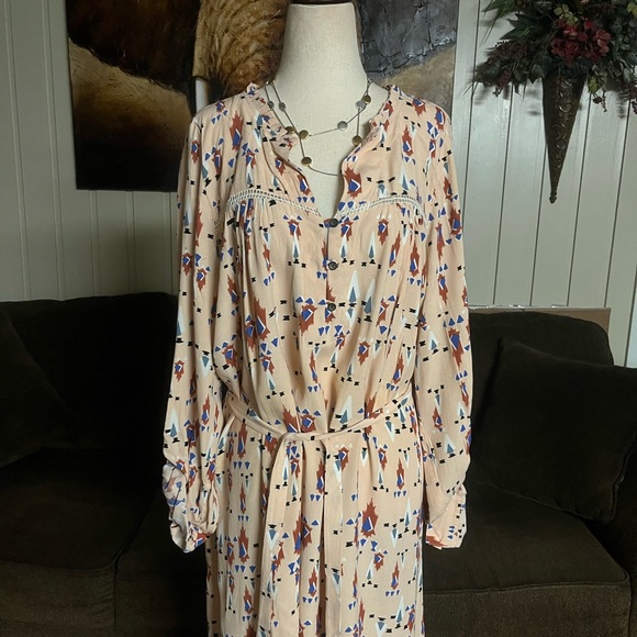 Dolan Left Coast Collection • Cream/Beige • X-Large • Aztec Design • Dress - Picture 7 of 16